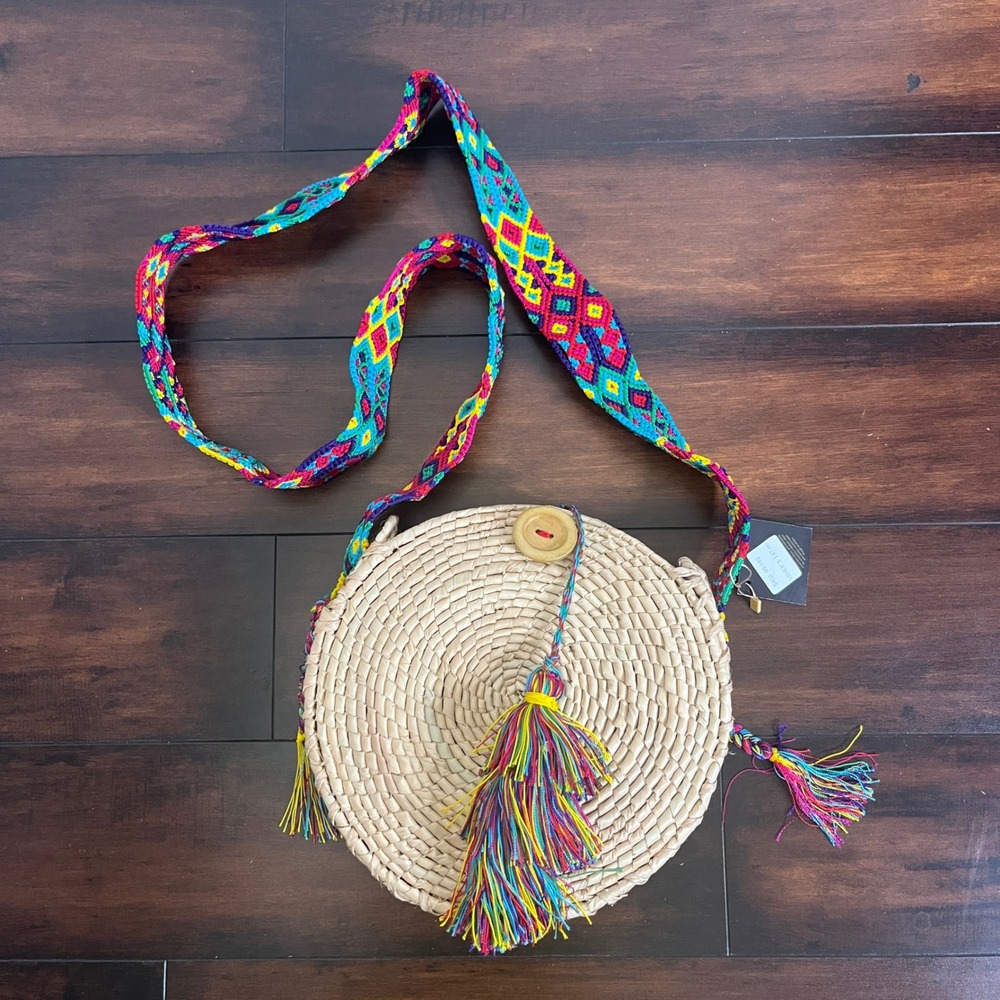 Del Rio Straw Crossbody Bag Women OS Beige New Woven Embroidered Strap Tassel